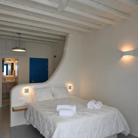 Dreamview Tinos Kardhiani