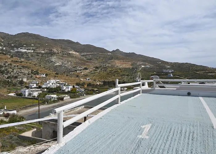 Dreamview Tinos Kardhianí